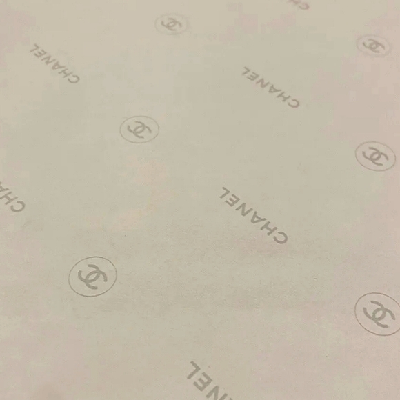 VINTAGE CHANEL WRAPPING PAPER - Picture 3 of 3